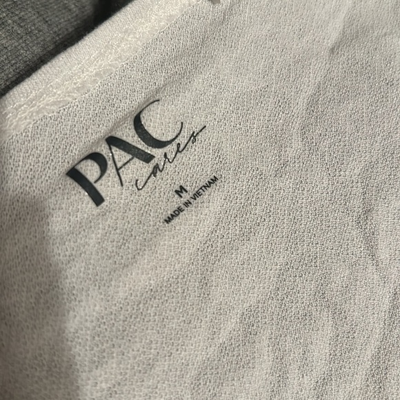 Pacsun flowy crop top white - Picture 3 of 3